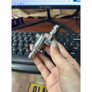Đầu béc xoay tia nón